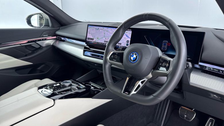 BMW i5 250kW eDrive40 M Sport 84kWh 5dr Auto Electric Estate